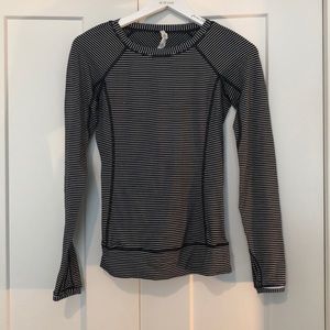 lululemon athletic top. Size 4.